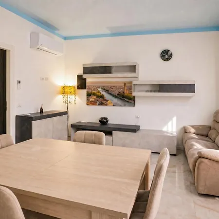 Casa Mario By Gardadoma * ברנצונה סול גארדה